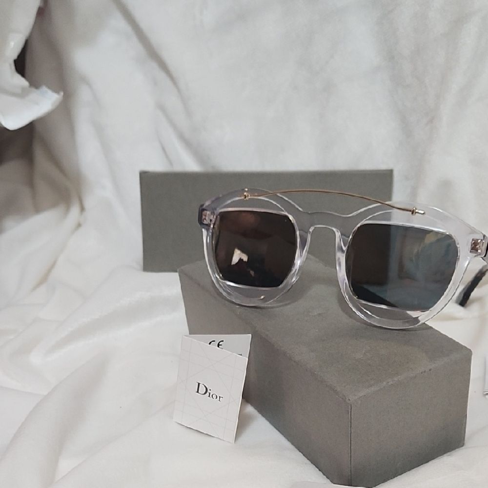 Dior Mania1 Sunglasses with Clear and Gold Frame